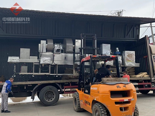 電子周轉(zhuǎn)盤清洗烘干疊盤一體機發(fā)貨實拍